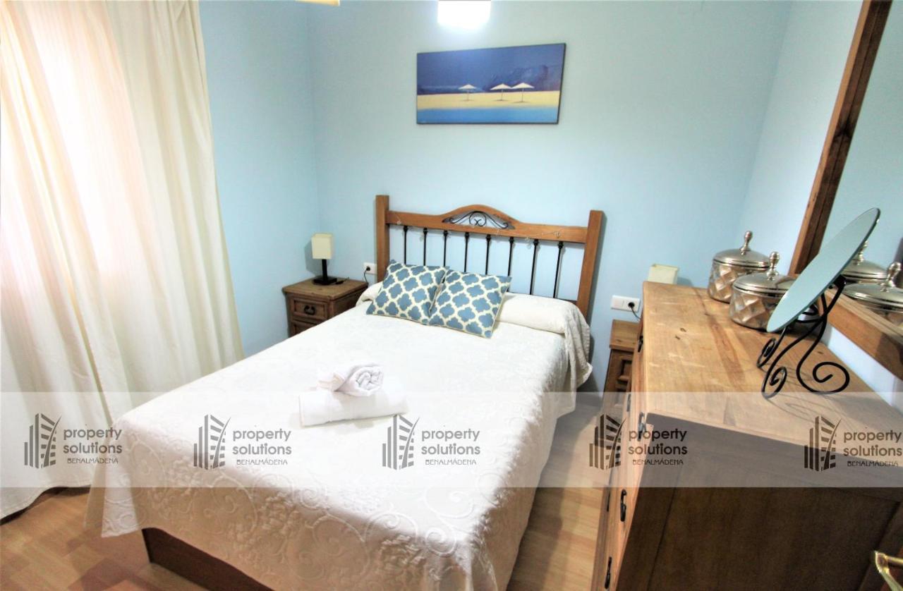 La Carihuela - Apartamento De 3 Dormitorios -A 300Mtrs De La Playa Torremolinos Exterior foto